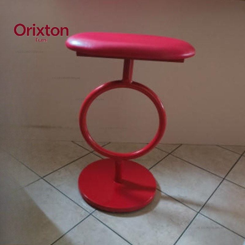 Commercial Kitchen Interior - Chaises de bar design, chaises hautes