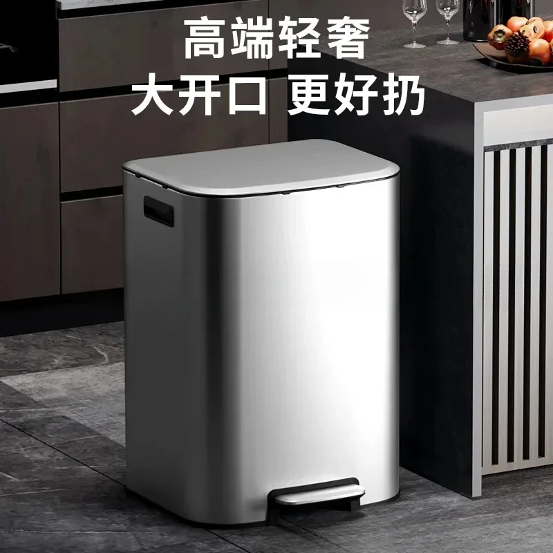 Commercial Kitchen Trash Can - Poubelle en acier inoxydable, type pédale
